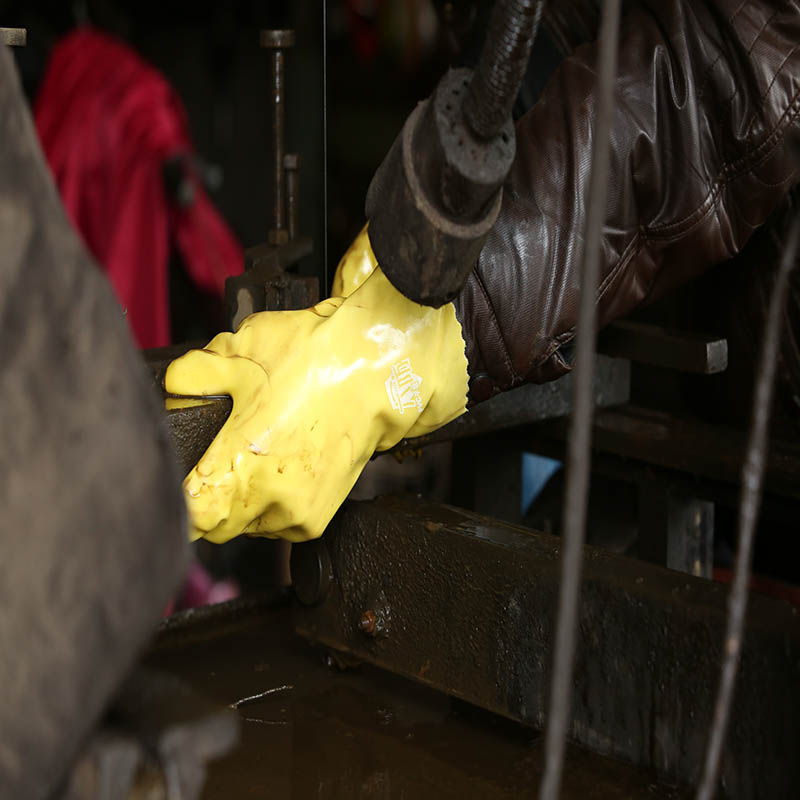 Luvas revestidas químicas de PVC amarelo Luvas revestidas químicas de PVC amarelo