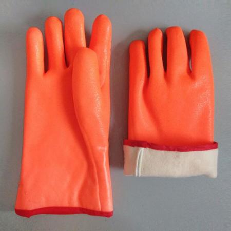 kältebeständige Handschuhe