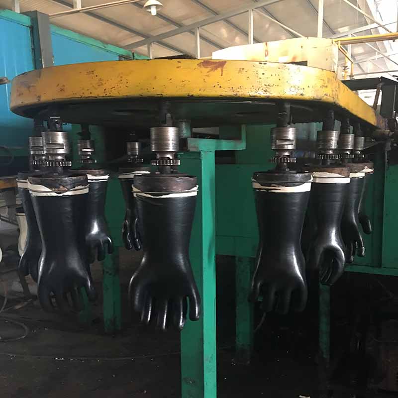 Guantes recubiertos de PVC con 18